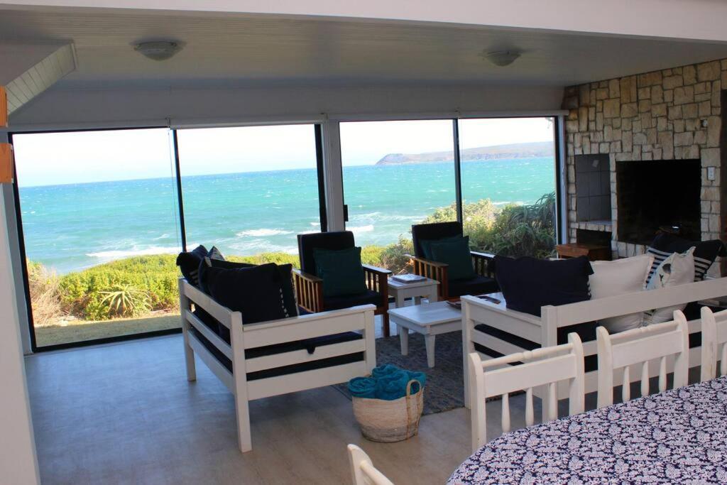 Baby Whale Bliss - Beachfront House ويستاند المظهر الخارجي الصورة