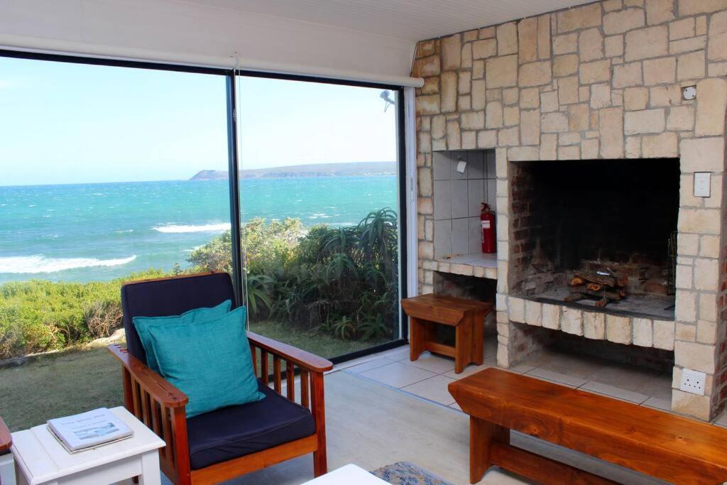 Baby Whale Bliss - Beachfront House ويستاند المظهر الخارجي الصورة