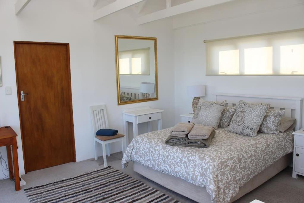 Baby Whale Bliss - Beachfront House ويستاند المظهر الخارجي الصورة